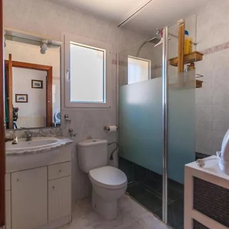 Holiday home Cosy Holiday With Swimming Pool