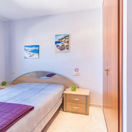 Holiday home Cosy Holiday With Swimming Pool