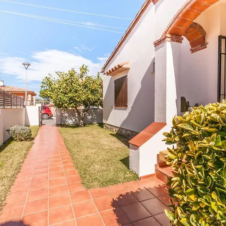 Cosy Holiday With Swimming Pool Holiday home L'Escala